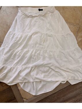 Women's White Tiered Comforter Skirt - Lightweight Everyday Layer
